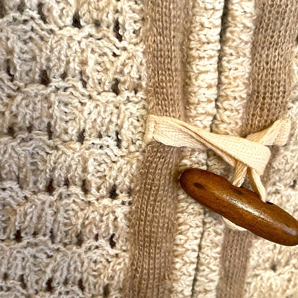 Cardigan sweater